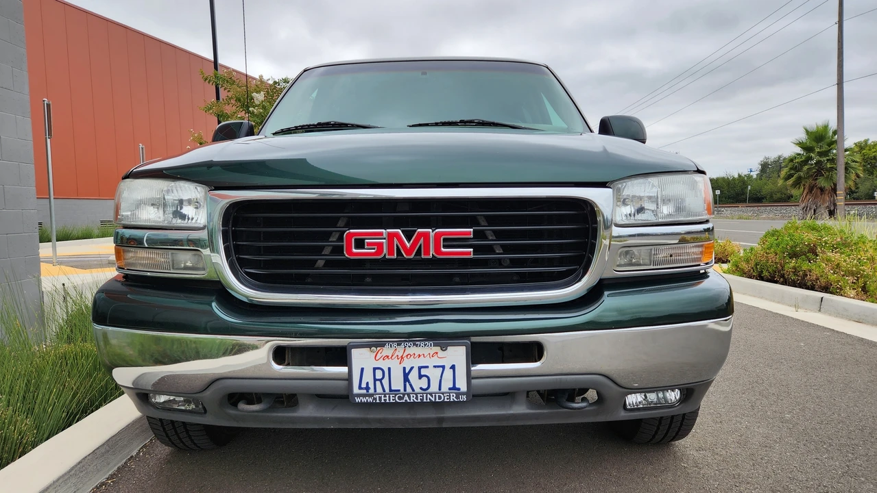 2001 GMC Yukon 2nd Gen - Image 9 of 31
