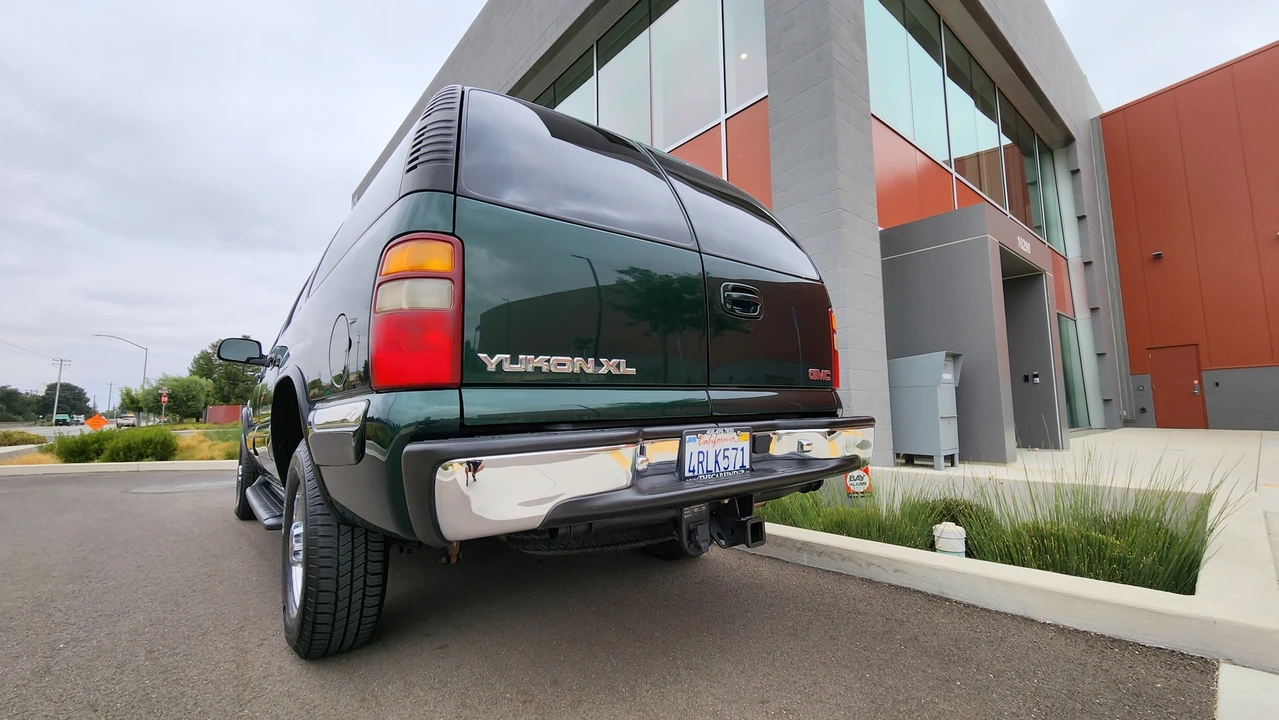 2001 GMC Yukon 2nd Gen - Image 31 of 31
