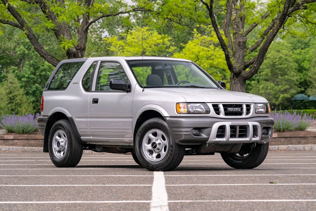 2001 Isuzu Rodeo - Image 16 of 31