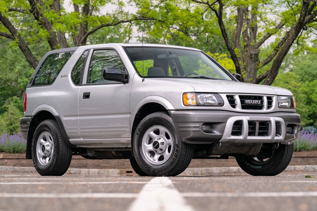 2001 Isuzu Rodeo - Image 15 of 31