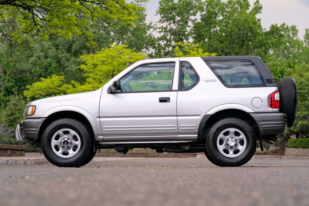 2001 Isuzu Rodeo - Image 5 of 31