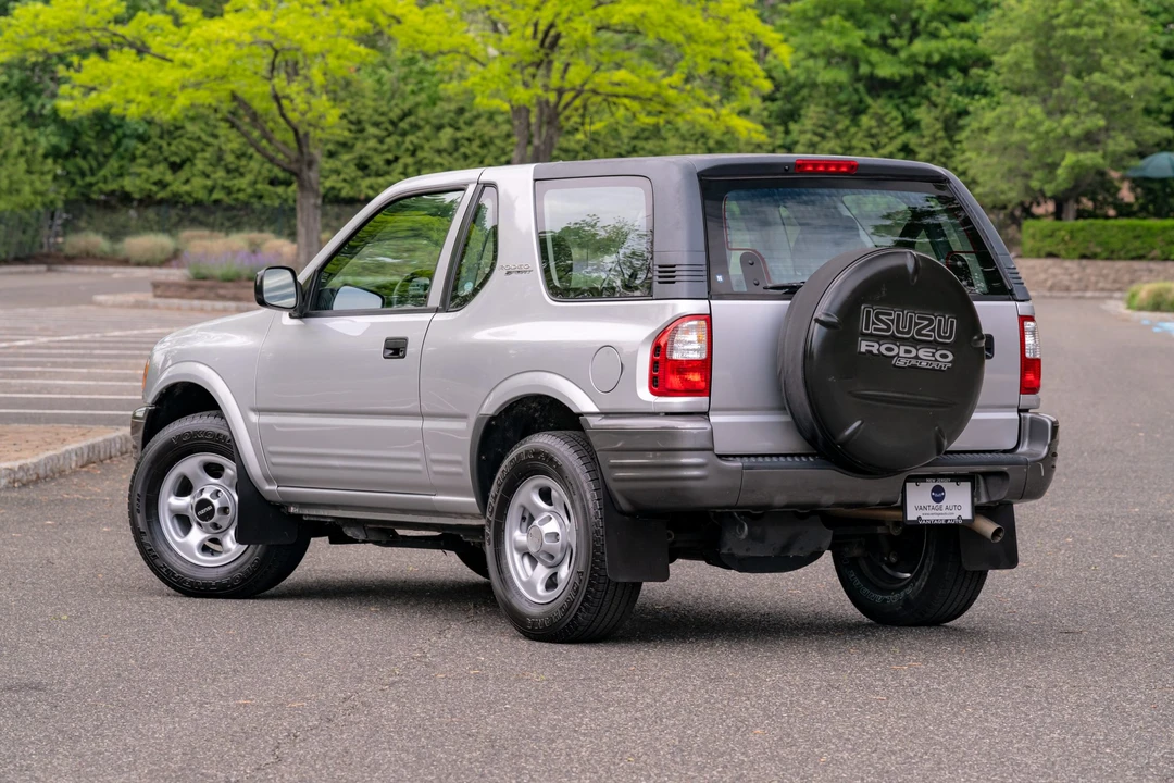2001 Isuzu Rodeo - Image 7 of 31