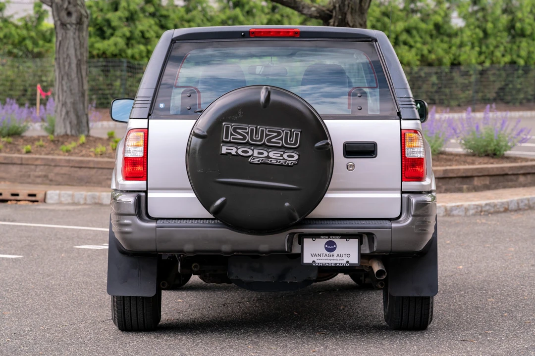 2001 Isuzu Rodeo - Image 9 of 31