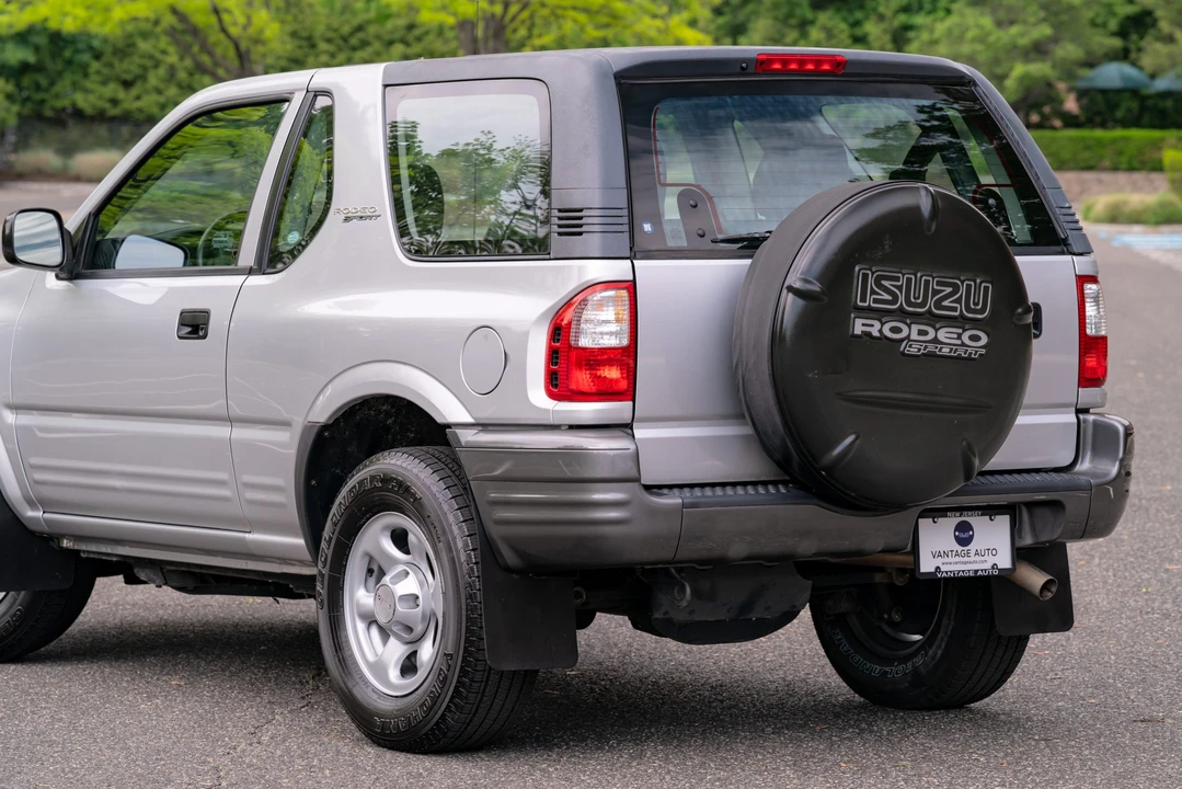 2001 Isuzu Rodeo - Image 23 of 31