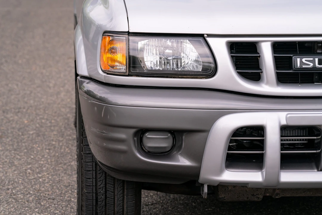 2001 Isuzu Rodeo - Image 28 of 31