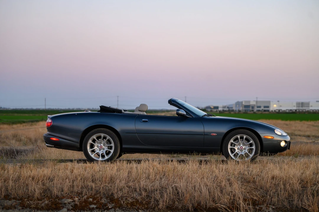 2001 Jaguar X100 XKR - Image 25 of 31