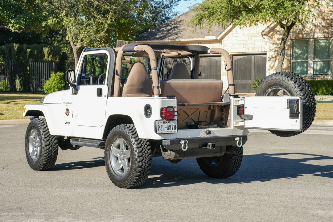 2001 Jeep TJ Wrangler - Image 9 of 31