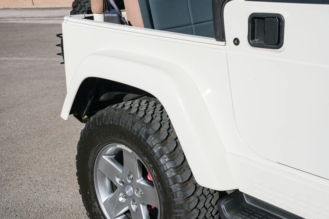 2001 Jeep TJ Wrangler - Image 17 of 31