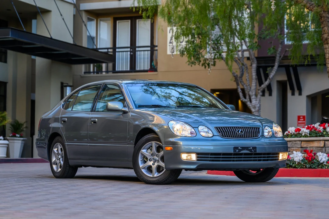 2001 Lexus GS 2nd Gen - Image 17 of 31