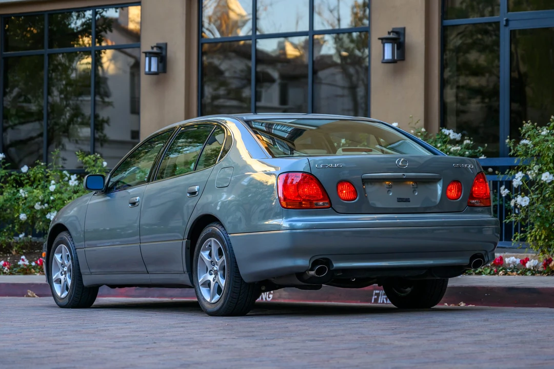 2001 Lexus GS 2nd Gen - Image 6 of 31