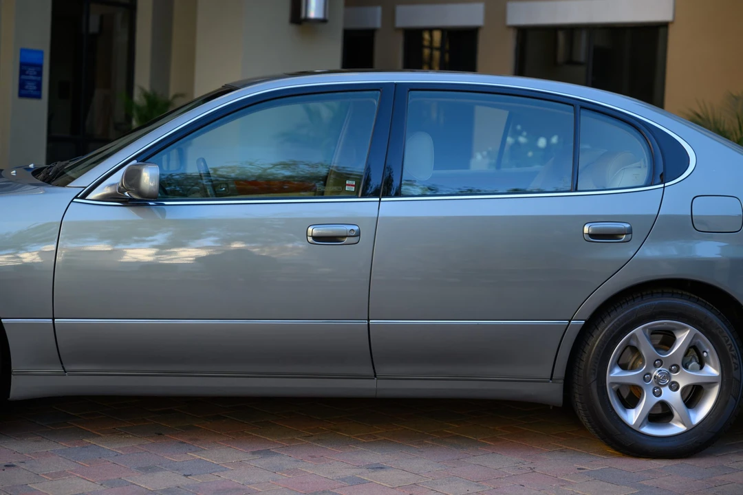 2001 Lexus GS 2nd Gen - Image 29 of 31