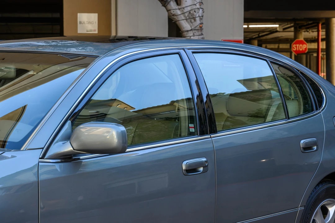 2001 Lexus GS 2nd Gen - Image 26 of 31