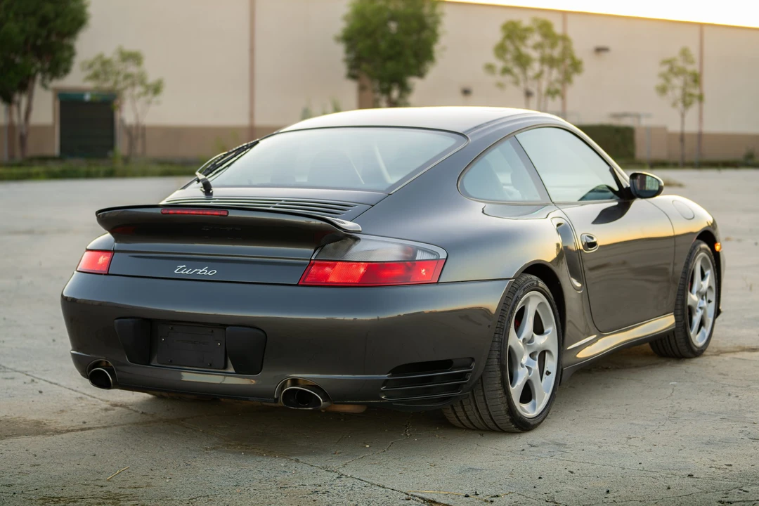 2001 Porsche 996 Turbo - Image 24 of 31