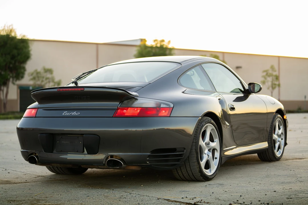 2001 Porsche 996 Turbo - Image 23 of 31