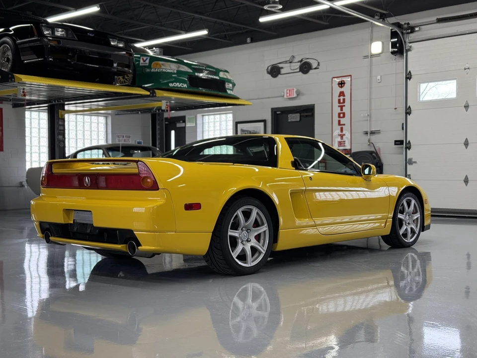 2002 Acura NA2 NSX - Image 9 of 31