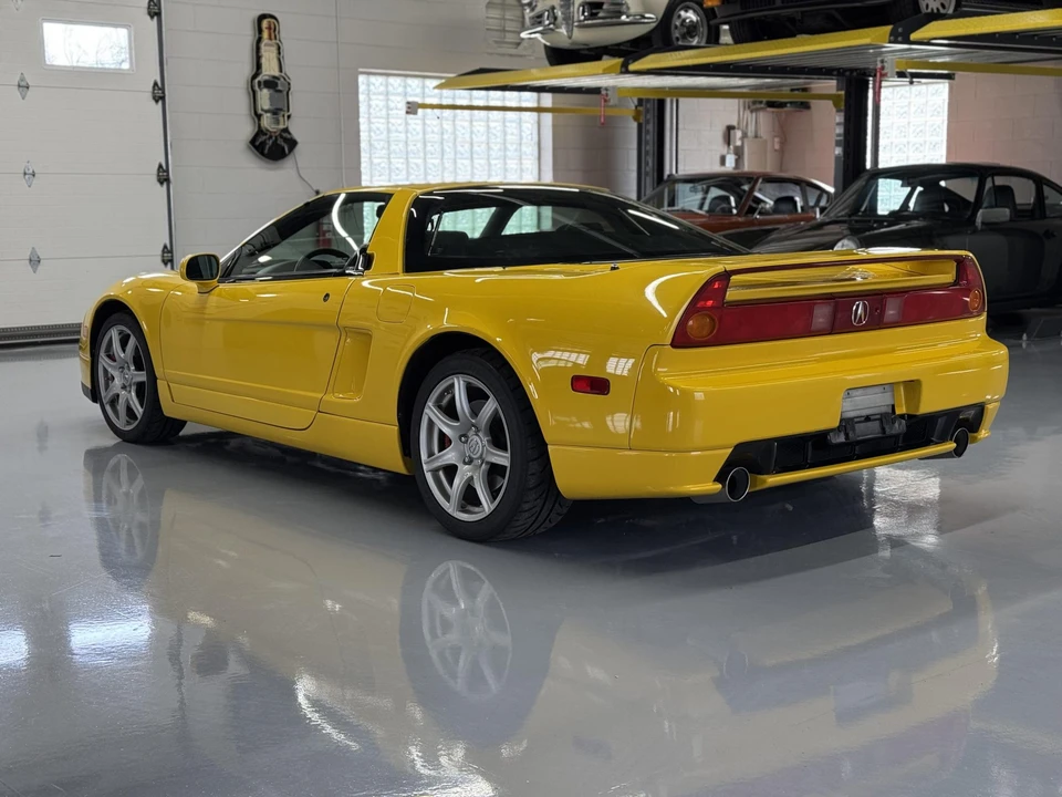 2002 Acura NA2 NSX - Image 17 of 31