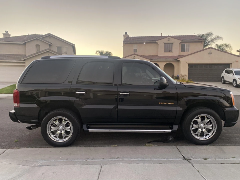 2002 Cadillac Escalade & EXT 2nd Gen - Image 22 of 31
