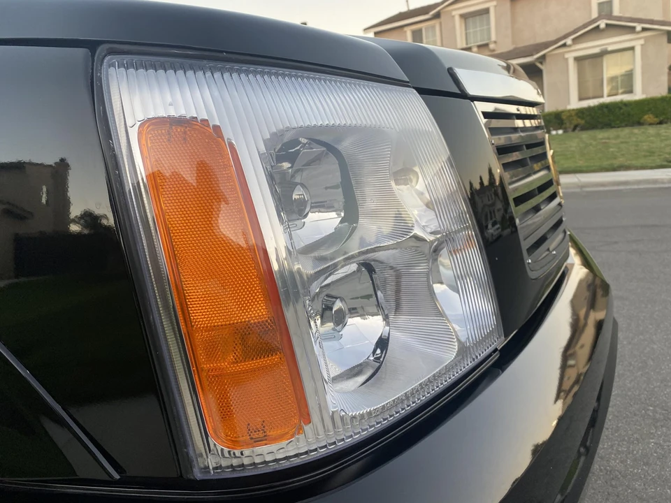 2002 Cadillac Escalade & EXT 2nd Gen - Image 30 of 31