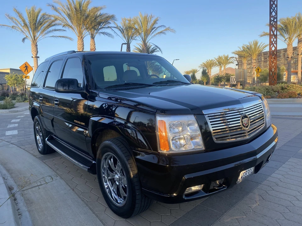 2002 Cadillac Escalade & EXT 2nd Gen - Image 25 of 31