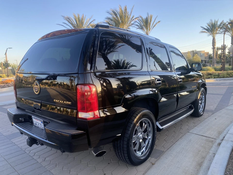 2002 Cadillac Escalade & EXT 2nd Gen - Image 19 of 31