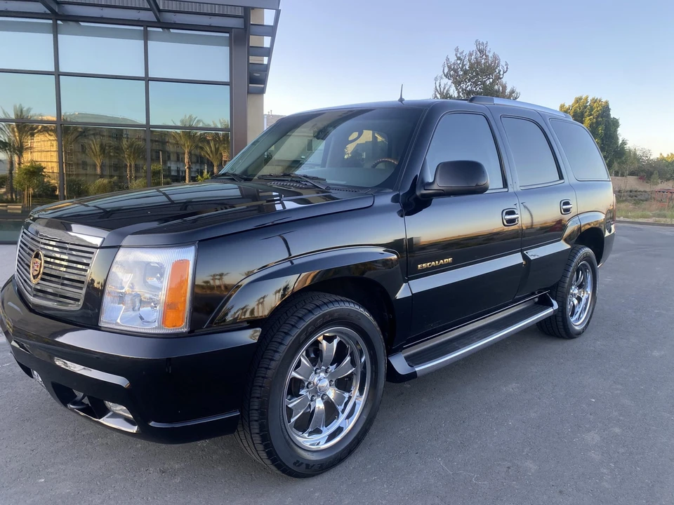 2002 Cadillac Escalade & EXT 2nd Gen - Image 3 of 31