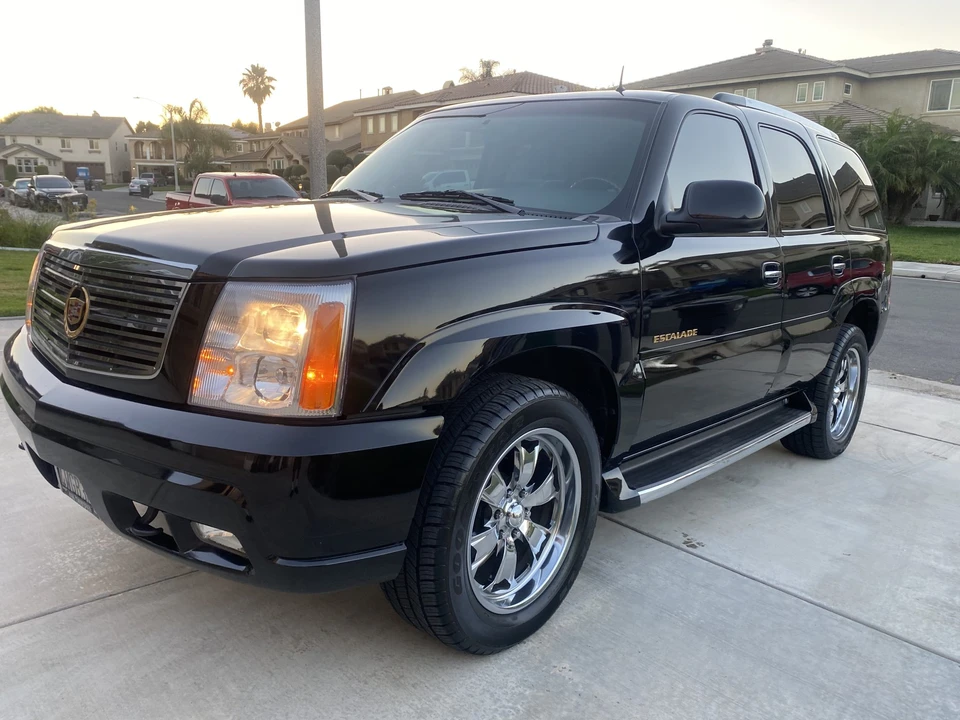 2002 Cadillac Escalade & EXT 2nd Gen - Image 5 of 31