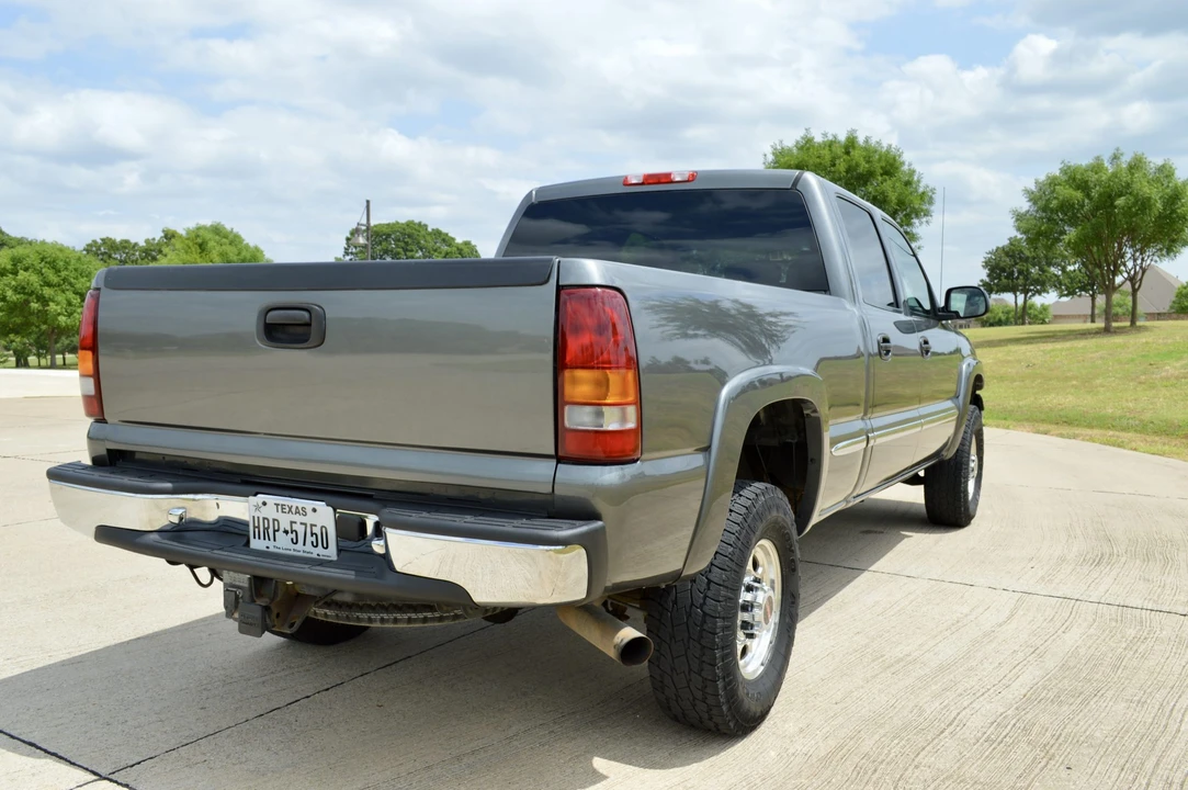 2002 GMC Sierra Heavy Duty 2nd Gen - Image 20 of 31