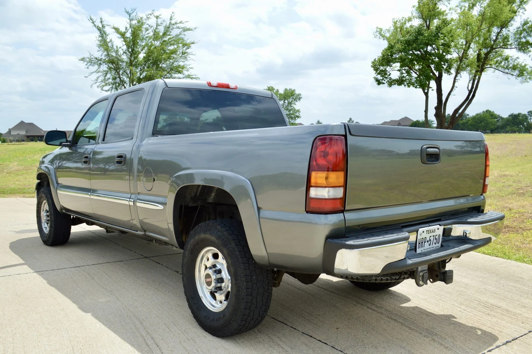 2002 GMC Sierra Heavy Duty 2nd Gen - Image 25 of 31