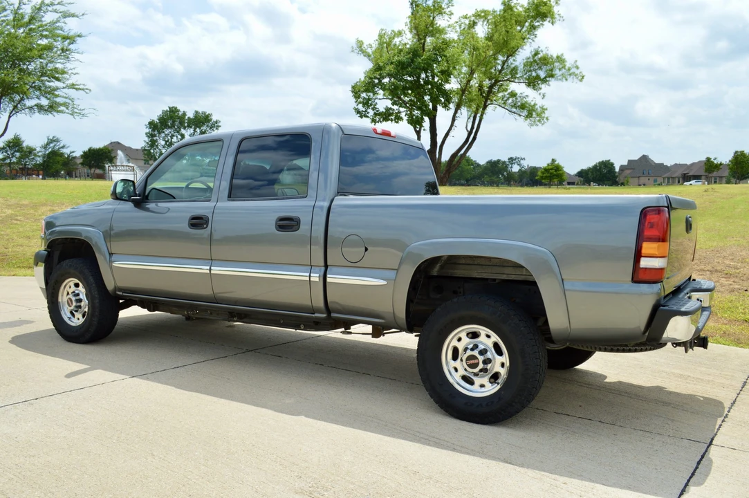 2002 GMC Sierra Heavy Duty 2nd Gen - Image 26 of 31