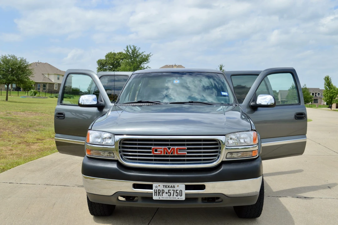 2002 GMC Sierra Heavy Duty 2nd Gen - Image 29 of 31
