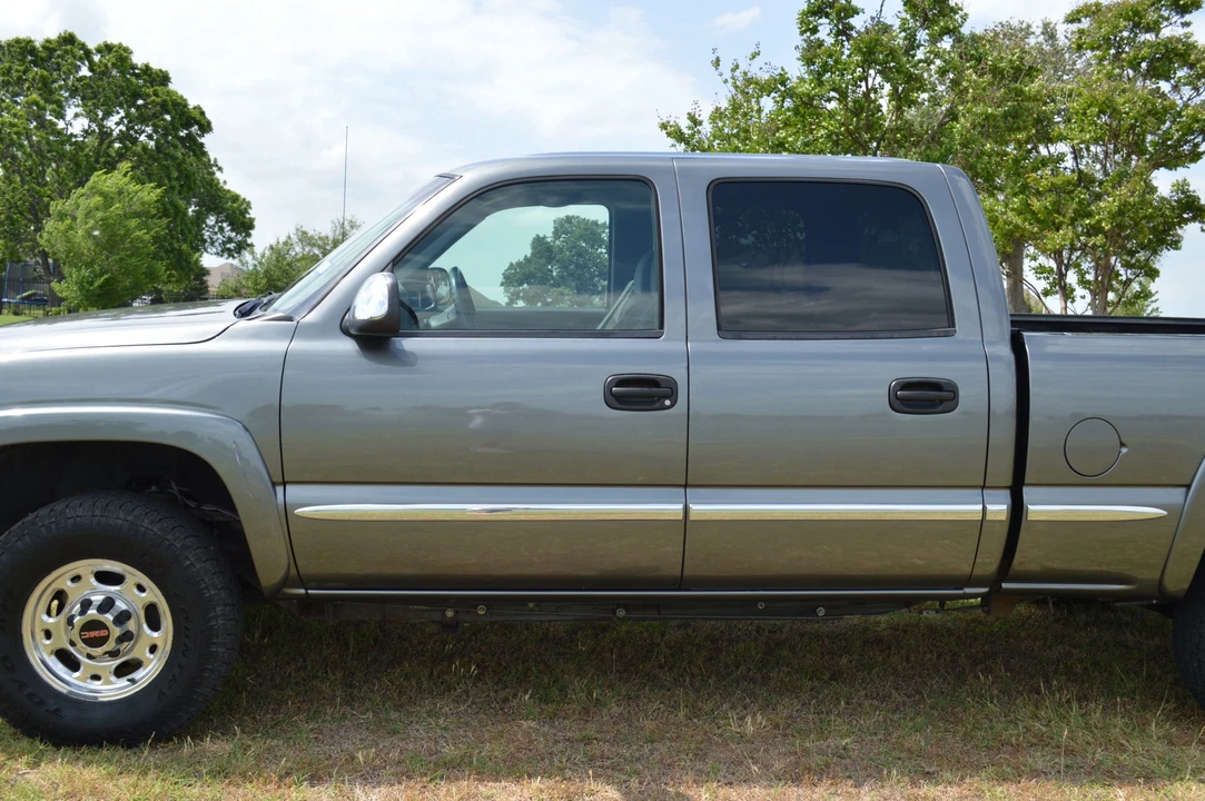 2002 GMC Sierra Heavy Duty 2nd Gen - Image 30 of 31