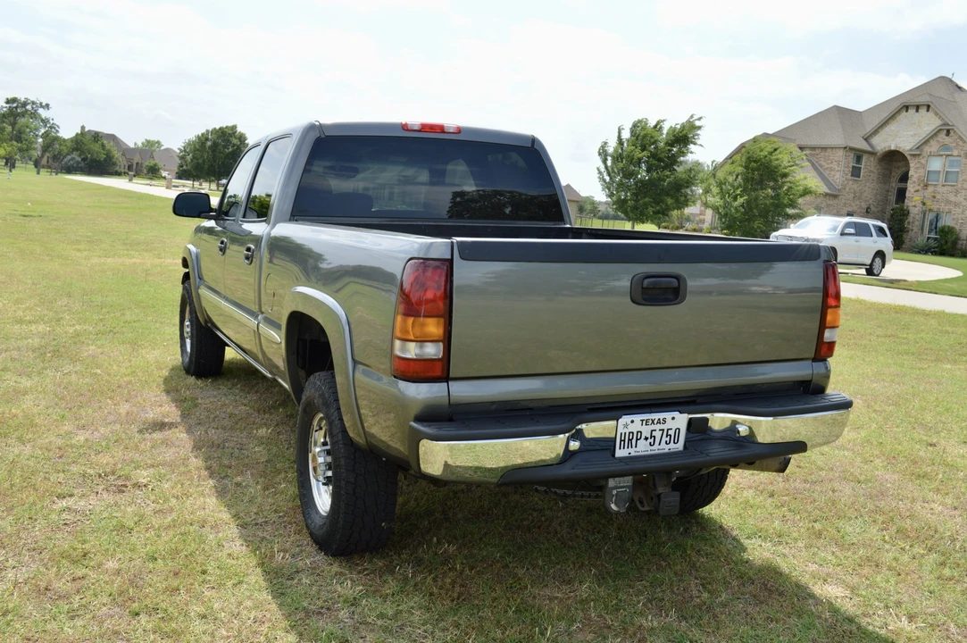 2002 GMC Sierra Heavy Duty 2nd Gen - Image 23 of 31