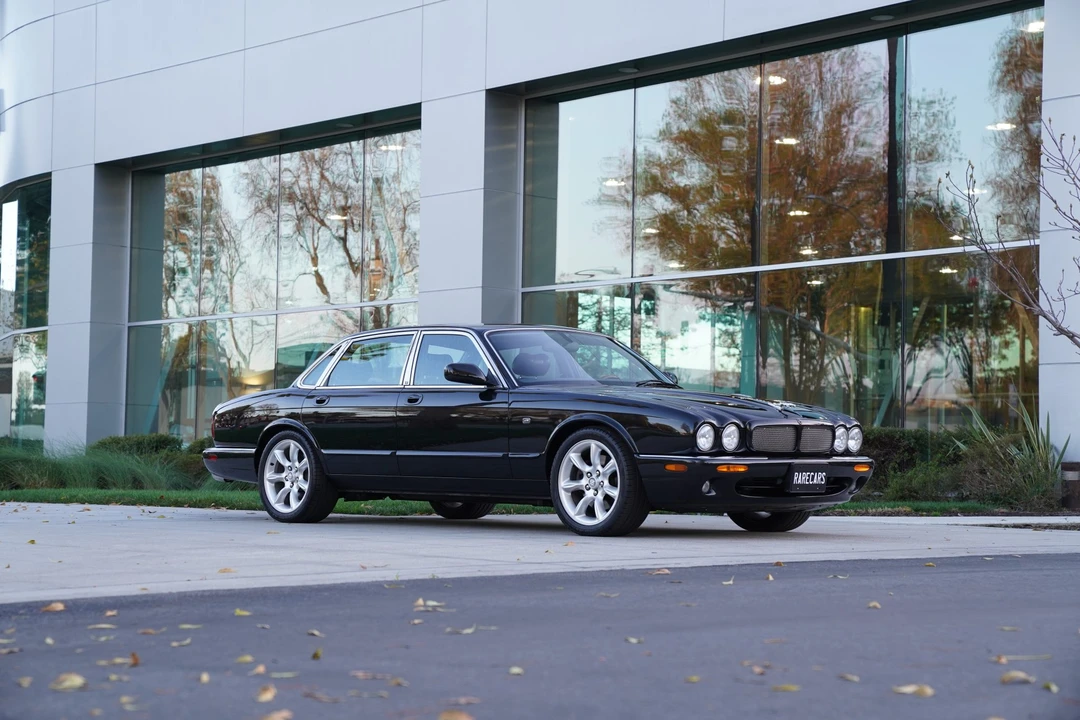 2002 Jaguar X308 XJR - Image 3 of 31