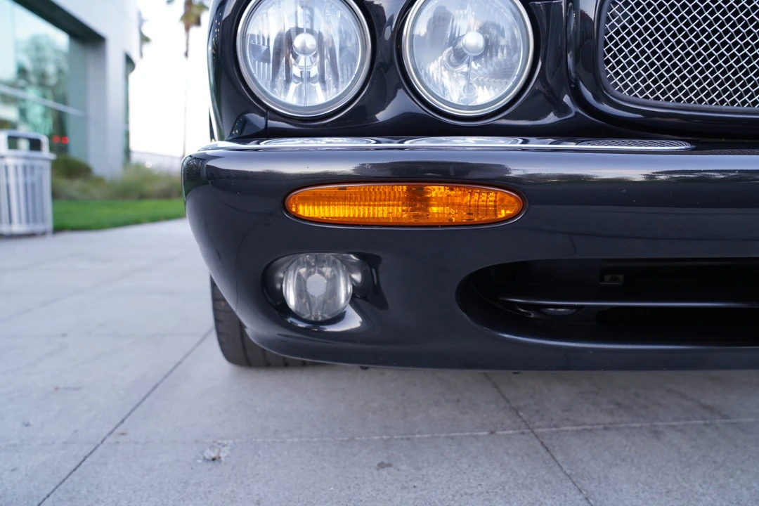 2002 Jaguar X308 XJR - Image 28 of 31