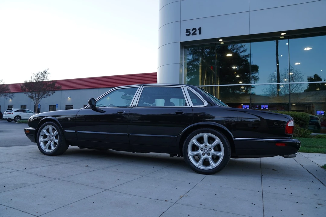 2002 Jaguar X308 XJR - Image 14 of 31
