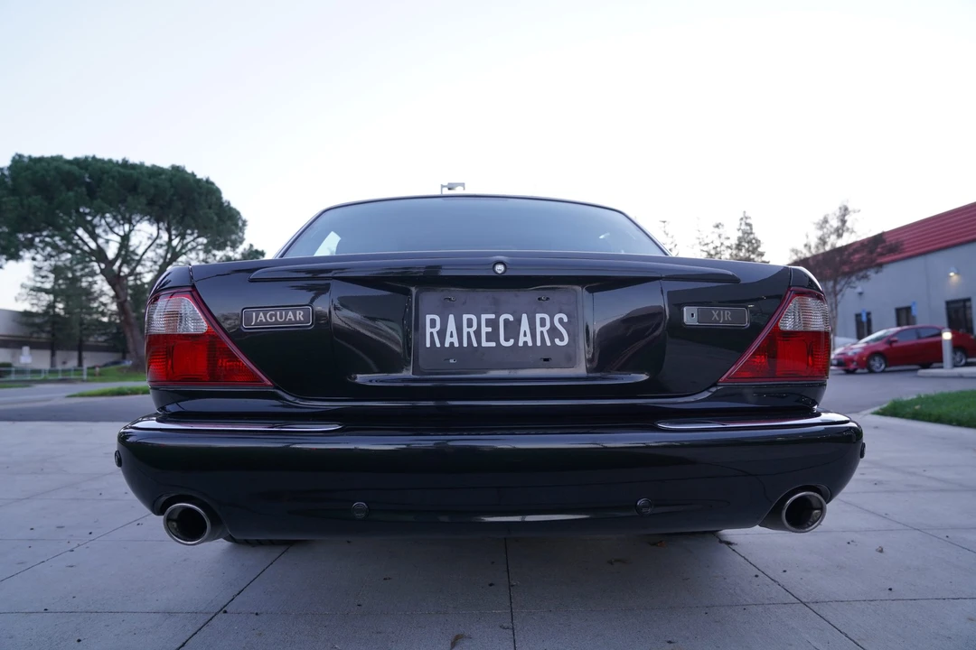 2002 Jaguar X308 XJR - Image 17 of 31