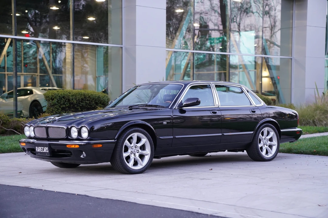 2002 Jaguar X308 XJR - Image 10 of 31