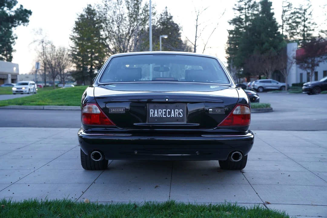 2002 Jaguar X308 XJR - Image 16 of 31