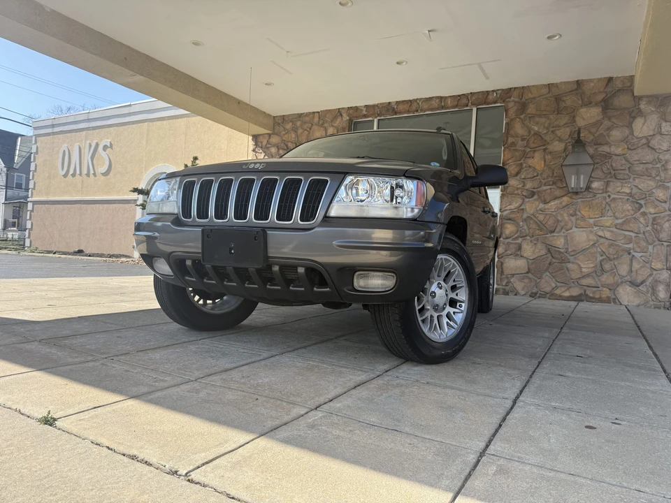 2002 Jeep WJ Grand Cherokee - Image 2 of 31