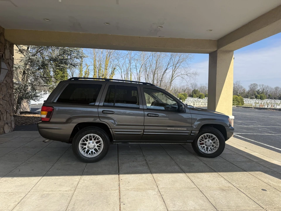 2002 Jeep WJ Grand Cherokee - Image 24 of 31