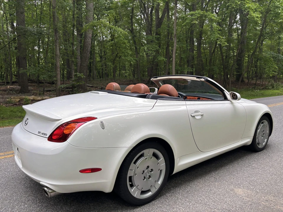 2002 Lexus SC430 - Image 11 of 31