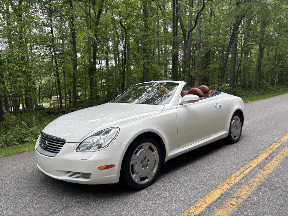 2002 Lexus SC430 - Image 4 of 31