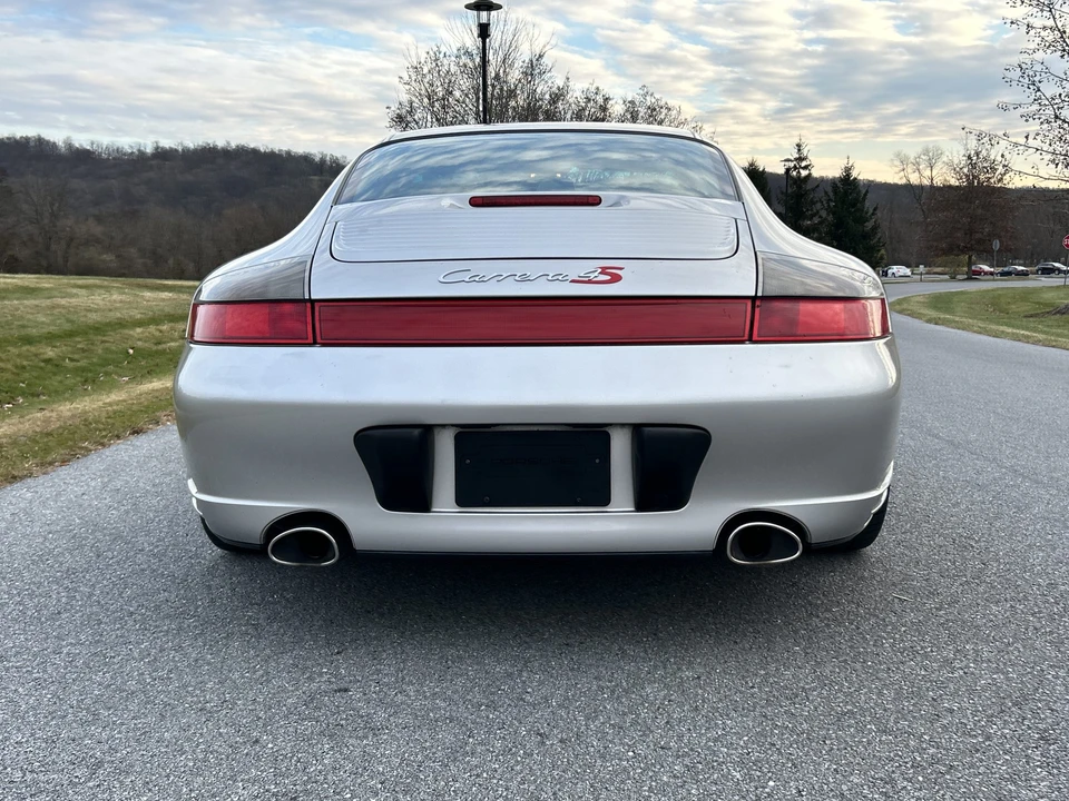 2002 Porsche 996 Carrera 4S - Image 24 of 31