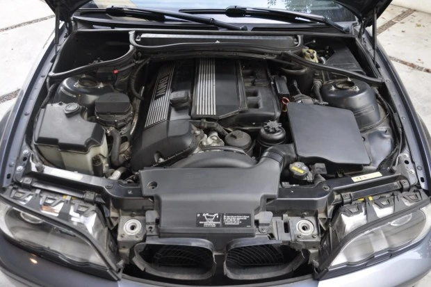 2003 BMW E46 330i & 330Ci - Image 6 of 7