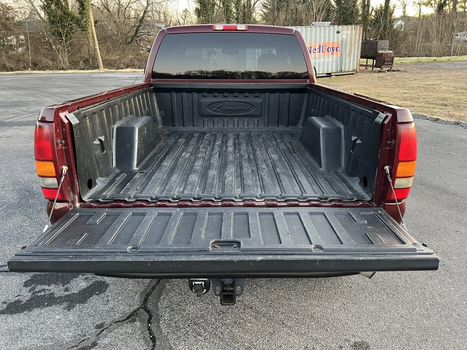 2003 GMC Sierra Heavy Duty 2nd Gen - Image 18 of 31