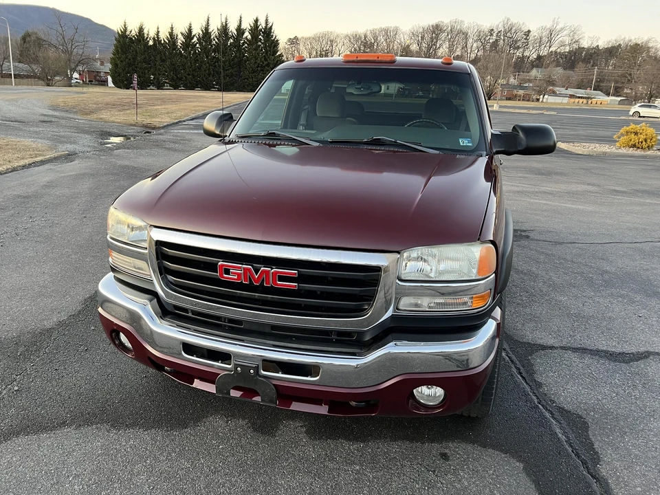 2003 GMC Sierra Heavy Duty 2nd Gen - Image 6 of 31