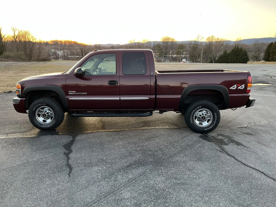 2003 GMC Sierra Heavy Duty 2nd Gen - Image 12 of 31