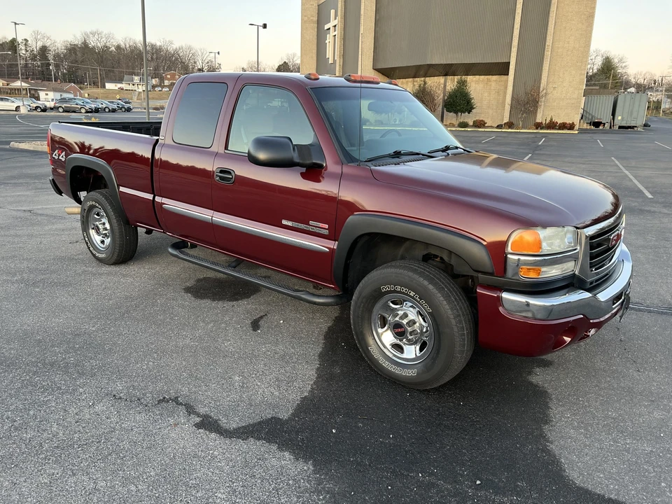 2003 GMC Sierra Heavy Duty 2nd Gen - Image 30 of 31