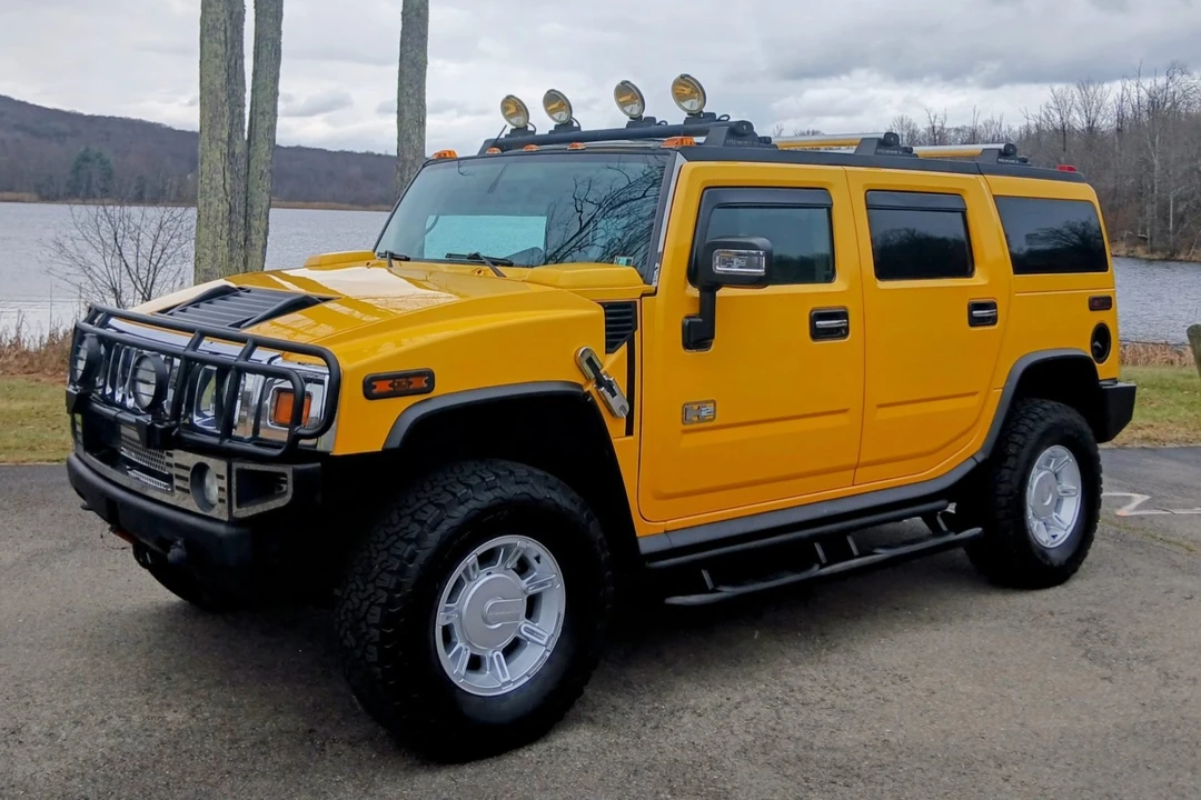 2003 Hummer Hummer H2 - Image 2 of 31