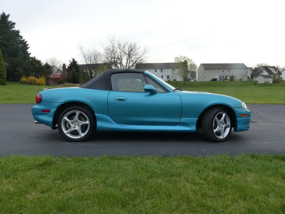 2003 Mazda NB MX-5 Miata - Image 8 of 31